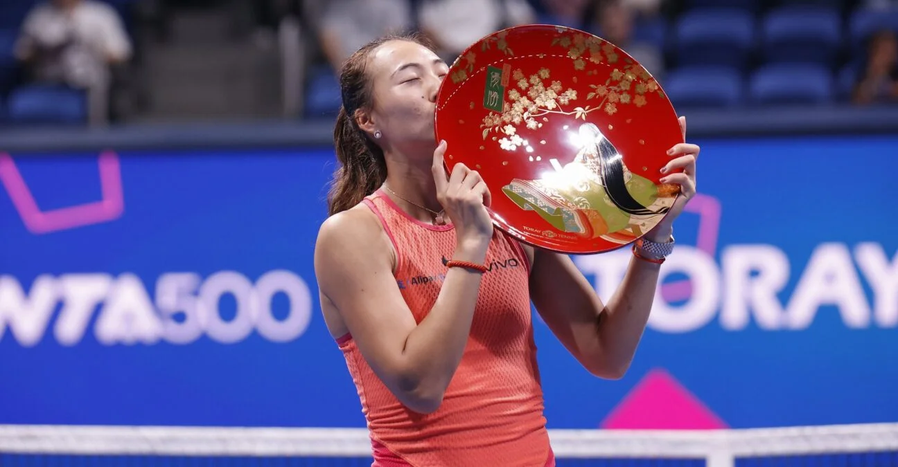 Qinwen Zheng defeats Sofia Kenin to win her third title of the season in Tokyo