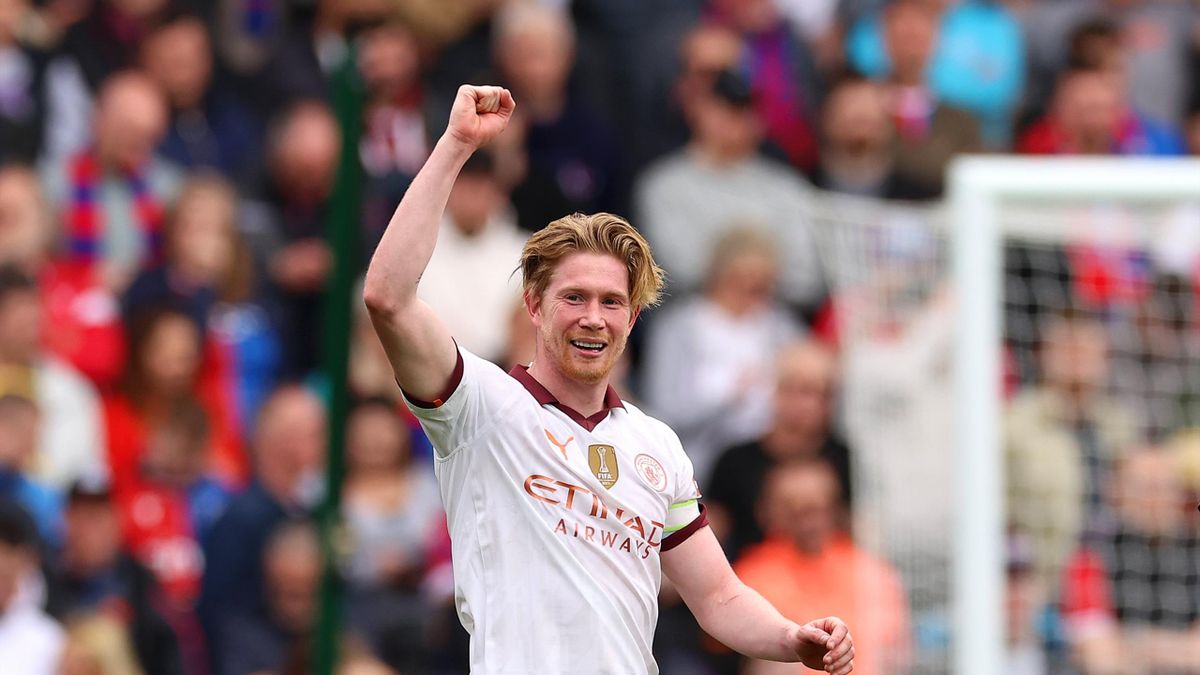 Crystal Palace 2-4 Manchester City: De Bruyne double sees Champions go joint top
