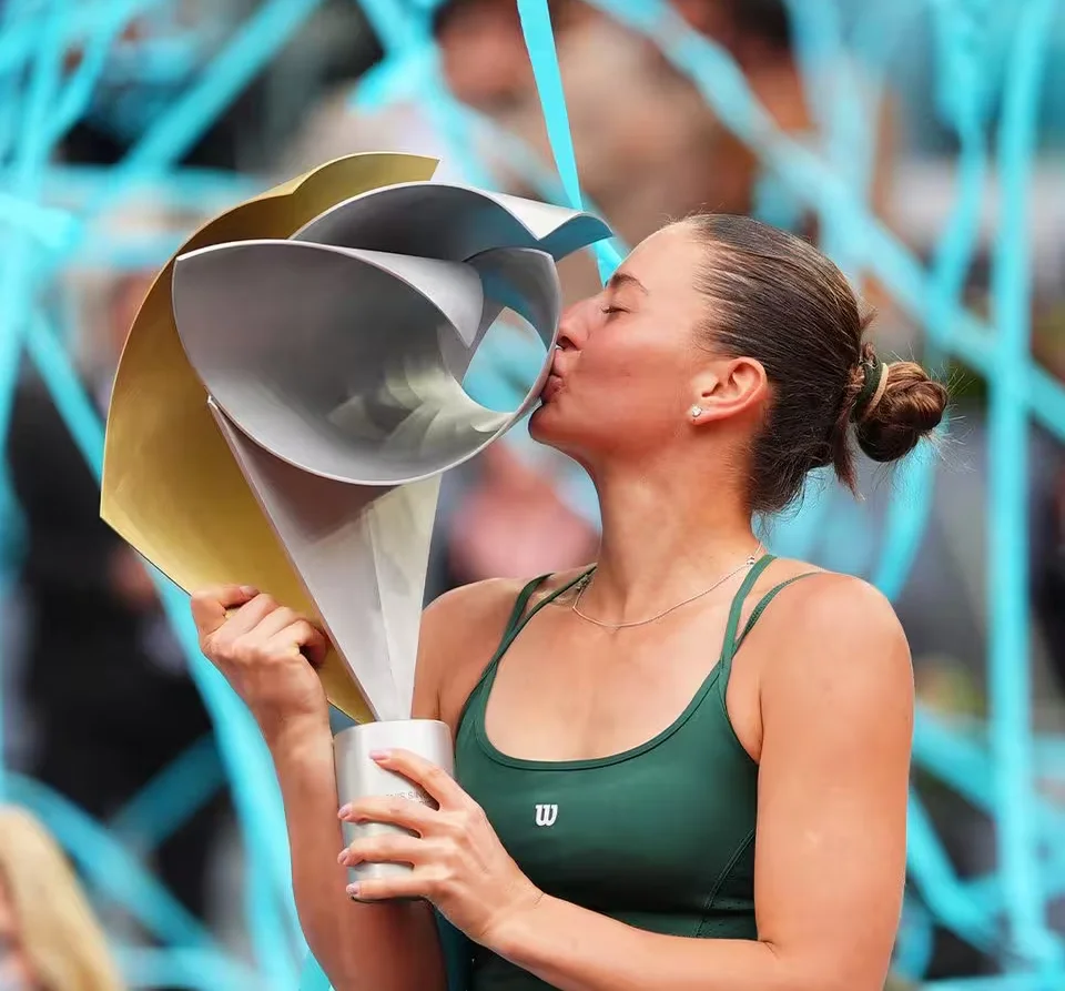 Marta Kostyuk beats Mirra Andreeva to claim WTA 1000 Madrid Open title
