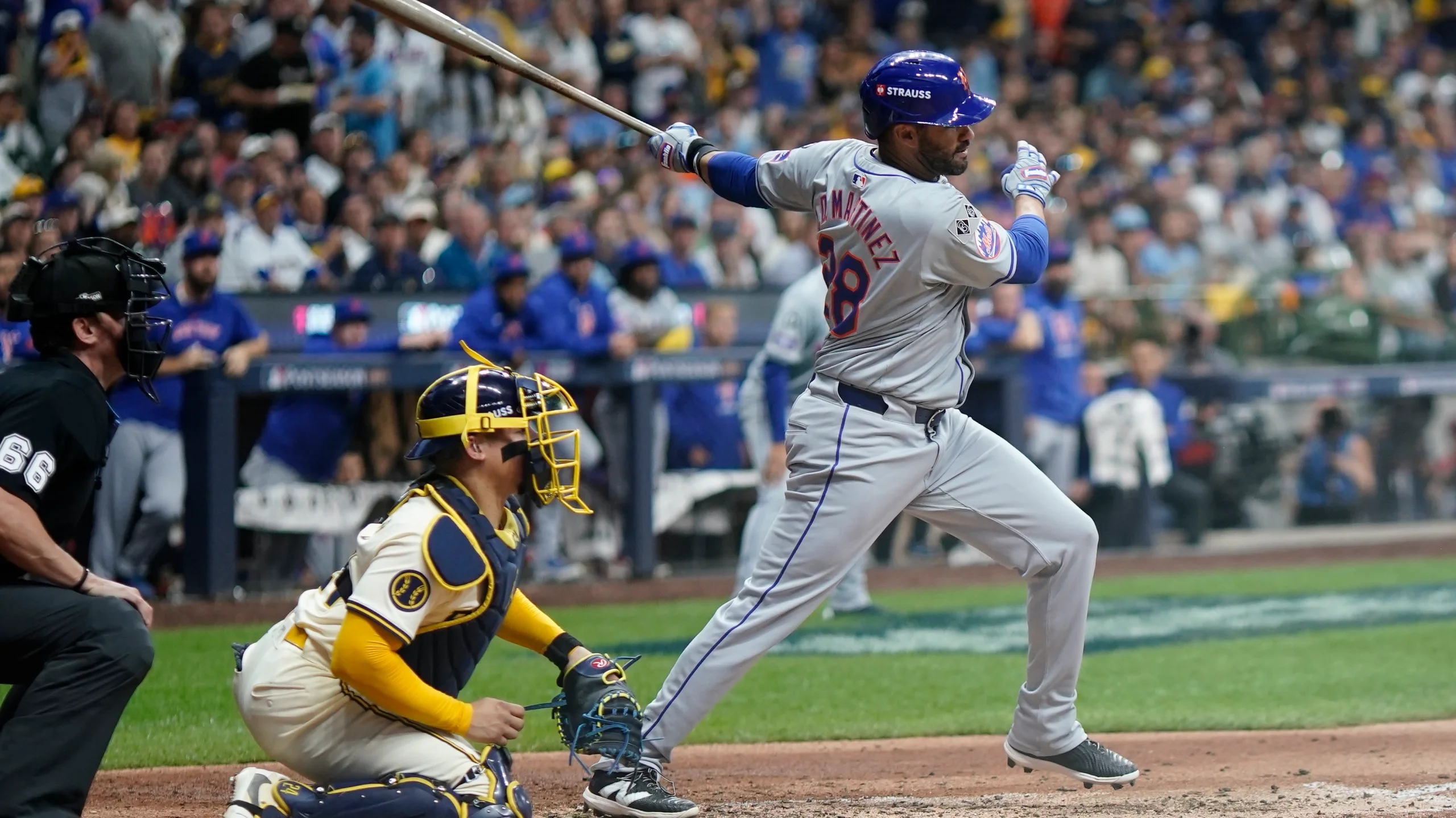 Mets continue wild ride with 8-4 win over Brewers in playoff opener