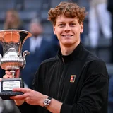 Jannik Sinner makes history with Italian Open triumph over Casper Ruud