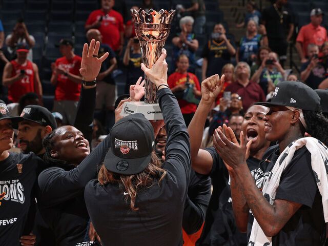 Clark, Fever dominate Lynx 74-59 to clinch WNBA Commissioner’s Cup Title