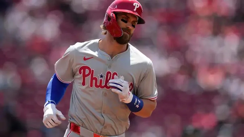 MLB roundup: Bryce Harper returns in style to lead Phillies past Reds