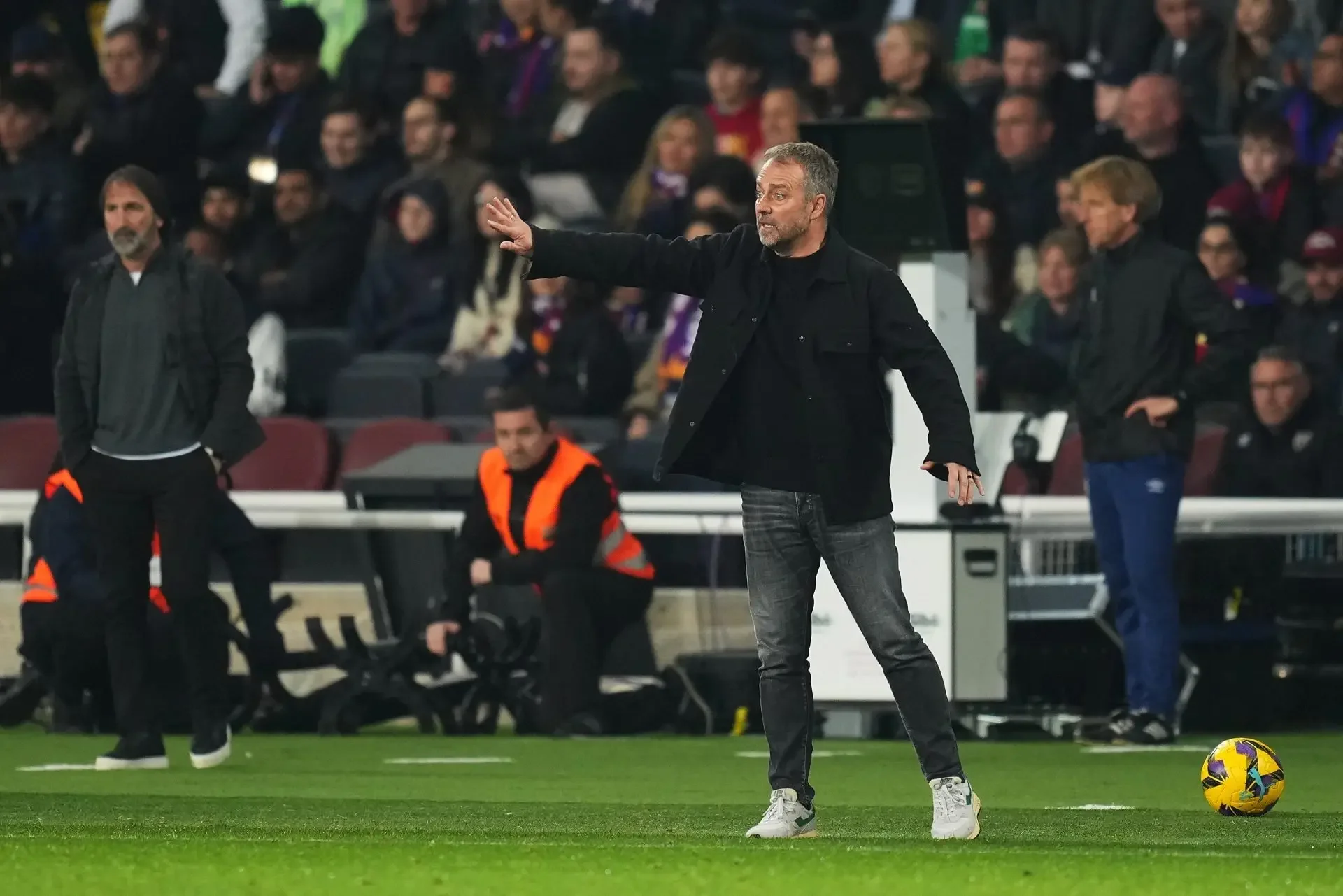 Barcelona coach Hansi Flick backs VAR decision in victory over Rayo Vallecano
