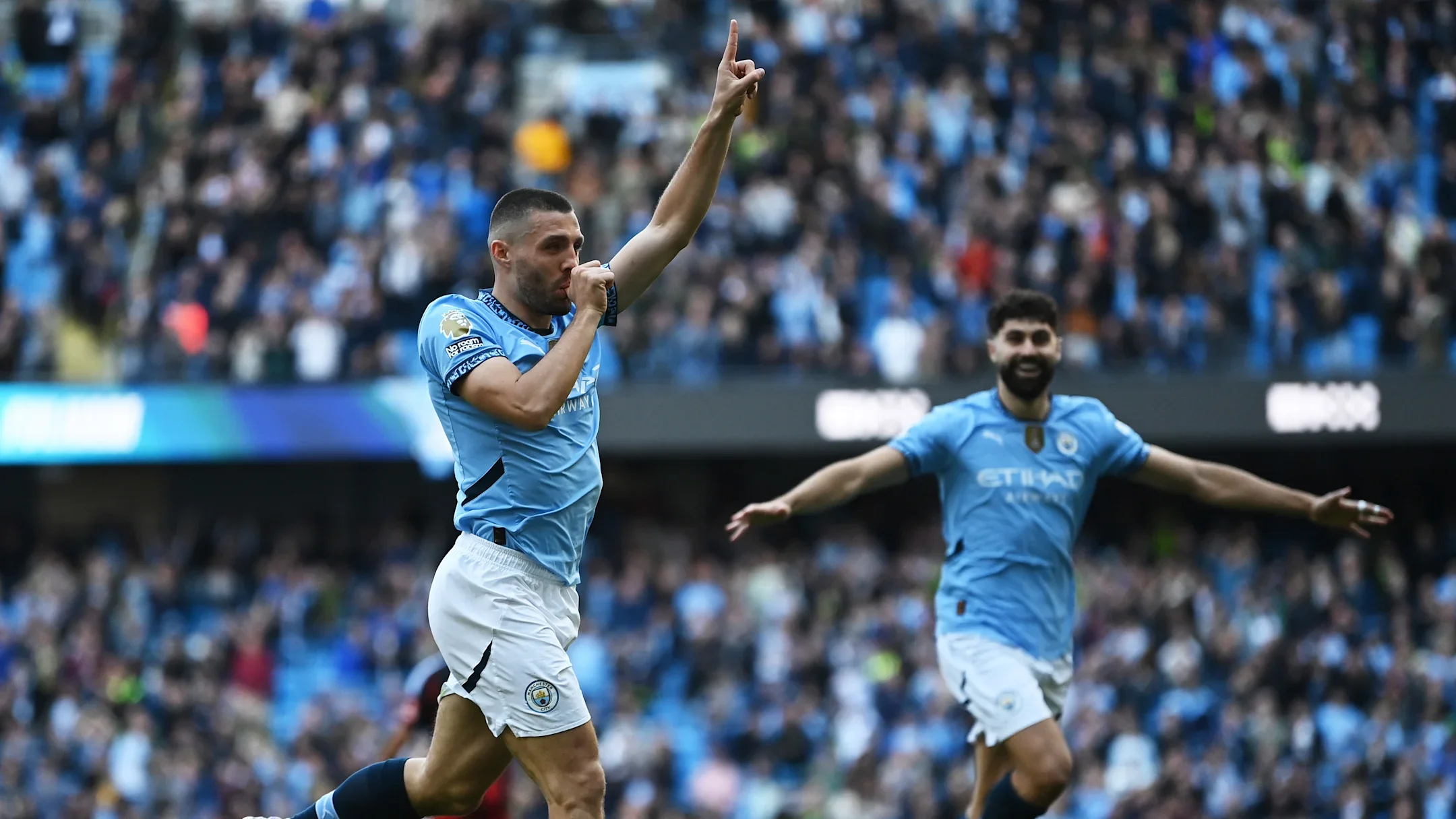 Manchester City 3-2 Fulham: Kovacic Brace Lifts City to Victory
