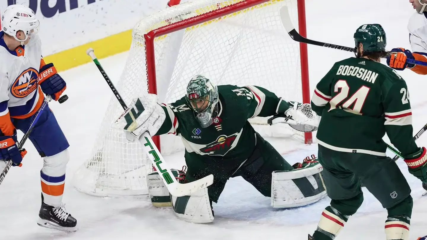 NHL roundup: Wild's Marc-Andre Fleury moves into second in career wins