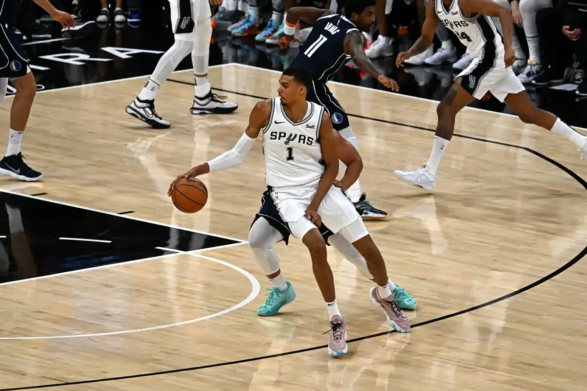 Wembanyama scores 15 points in NBA debut as Spurs fall to Mavericks