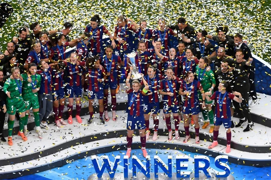 Barcelona defeat Lyon to win second consecutive Women's Champions League