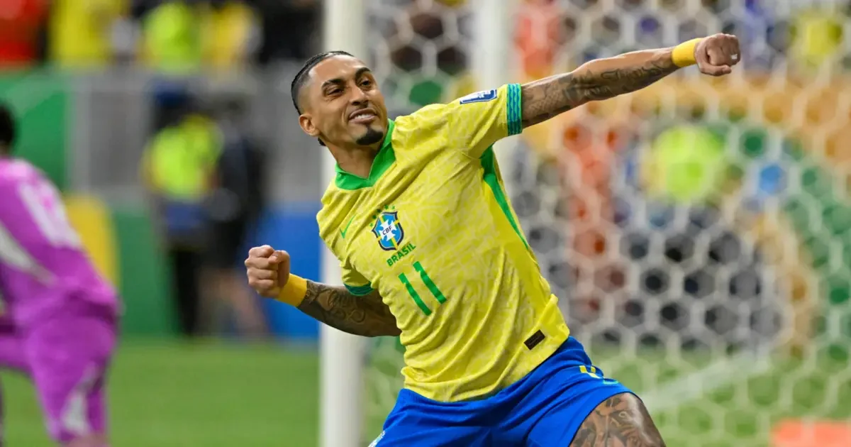 Raphinha stirs the pot ahead of Brazil's clash with Argentina: "We'll beat them up"