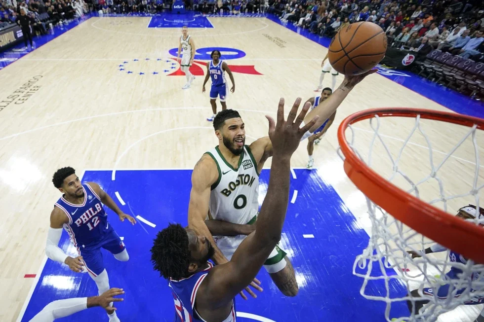 Derrick White hits 26 points as Boston Celtics win Philadelphia 76ers 117 - 107