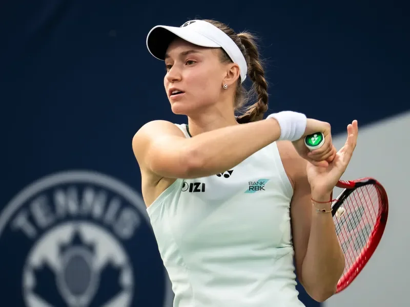Toronto Open: Rybakina battles past Osaka to reach semi-finals