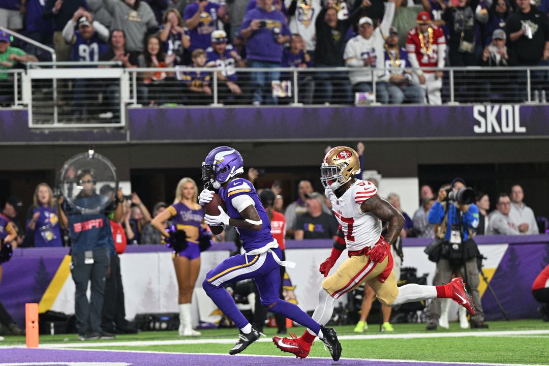 Struggling San Francisco 49ers lose second game in a row as Minnesota Vikings defeat them 22-17