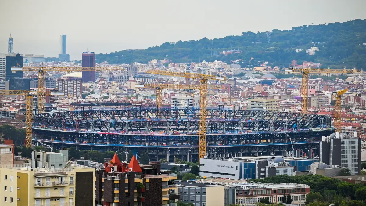 Barcelona forced to host Valencia at Johan Cruyff Stadium after Camp Nou renovation delays
