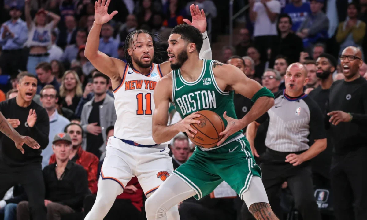 New-look Knicks fall to defending champion Celtics