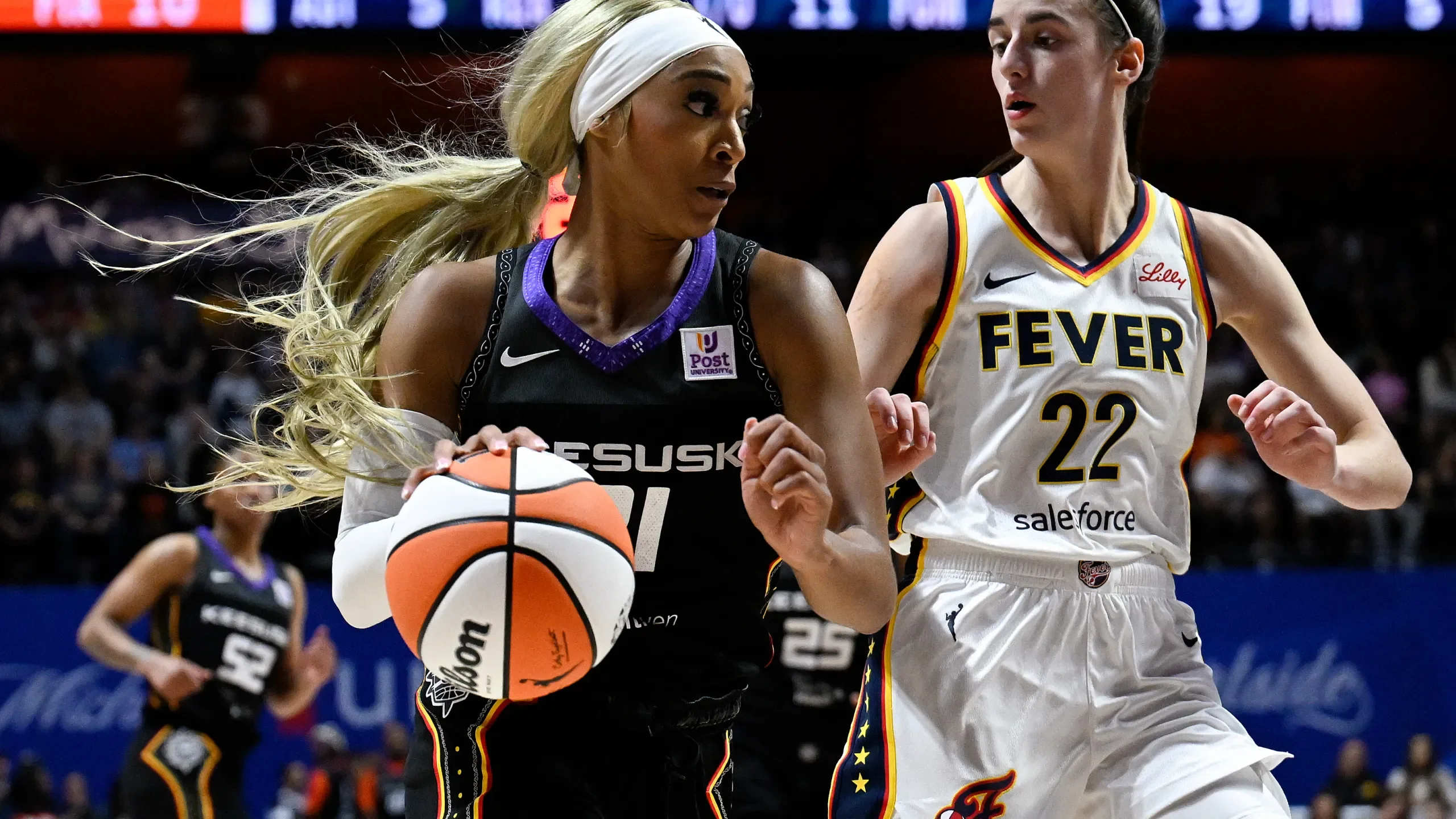 Sun spoil Caitlin Clark's WNBA debut