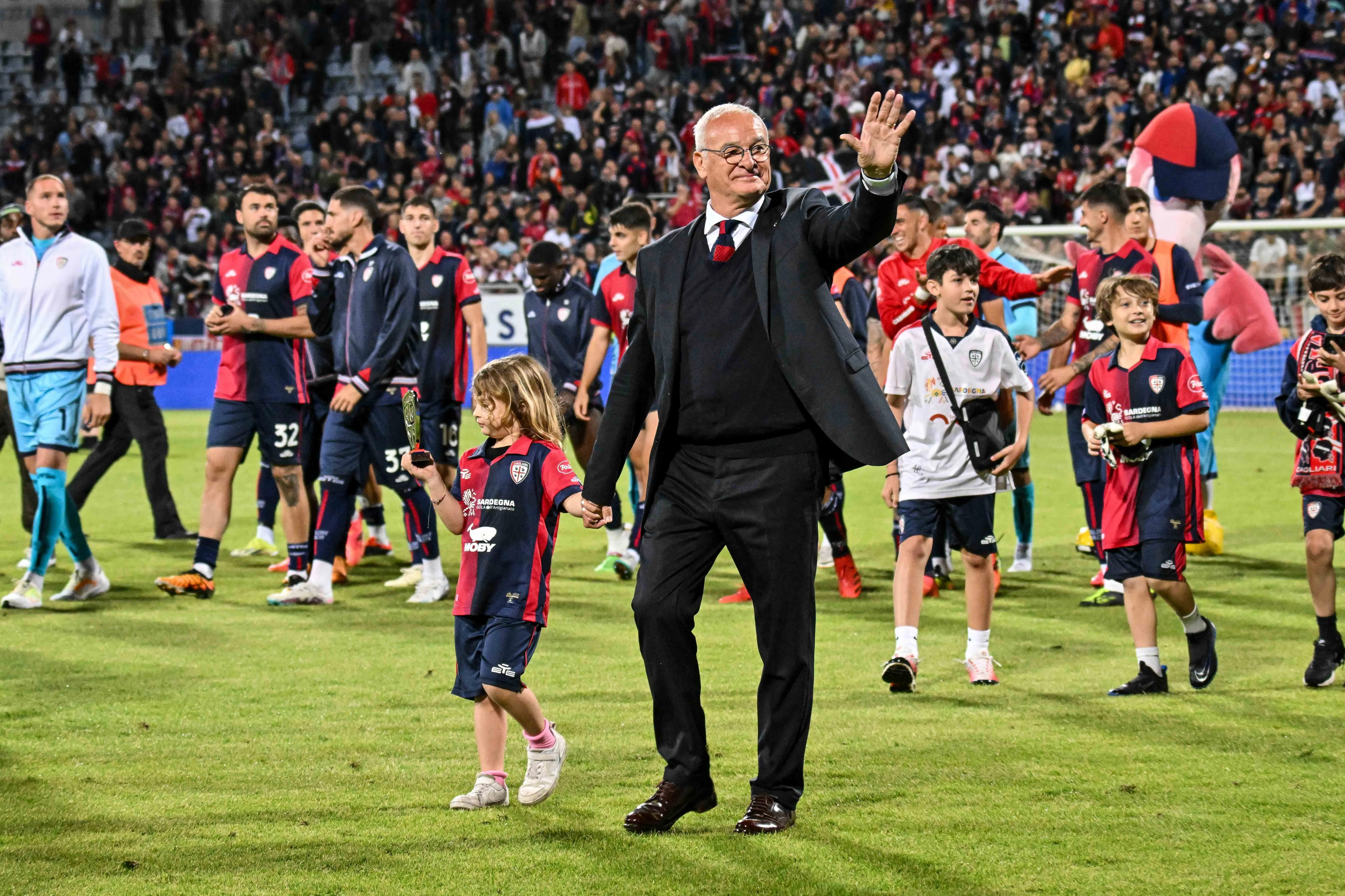 Claudio Ranieri retires after 37 years in management