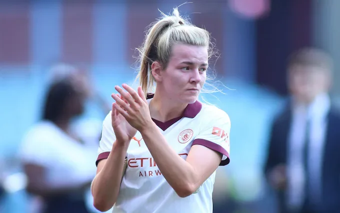 WSL: Manchester City miss out on title despite victory at Villa