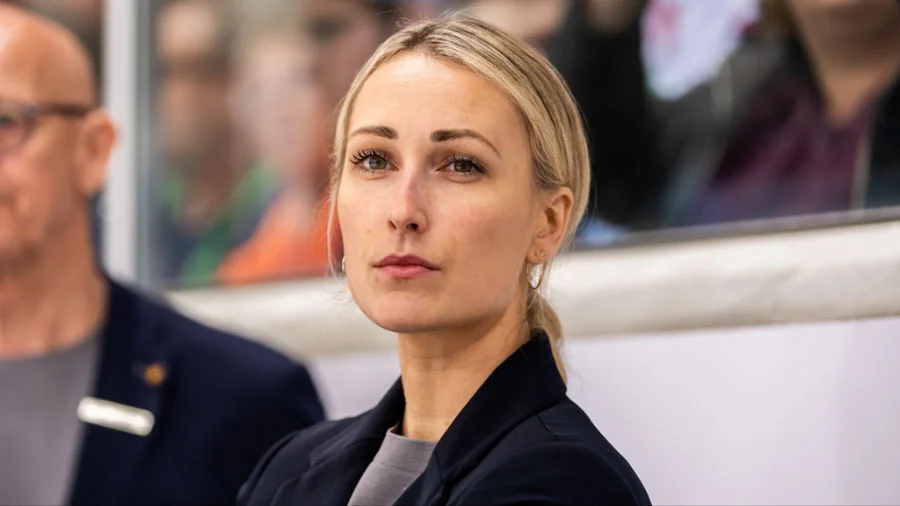 Seattle Kraken hire NHL's first-ever female assistant coach