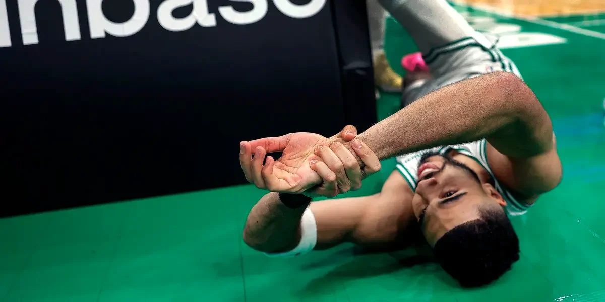 Jayson Tatum doubtful for Game 2 vs. Heat with wrist injury