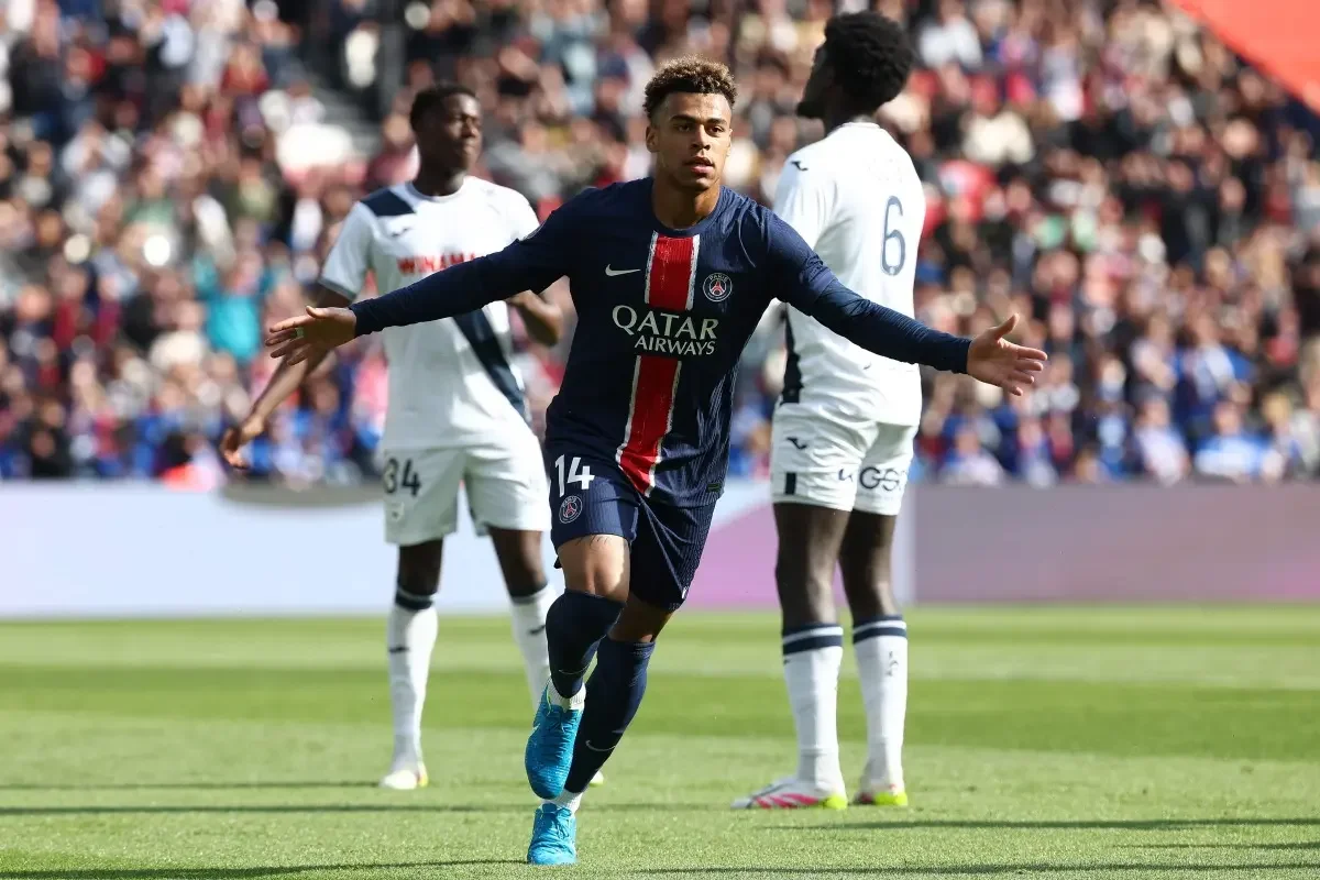 Paris Saint-Germain 2-1 Le Havre: PSG stay unbeaten in Ligue 1 with victory over visitors
