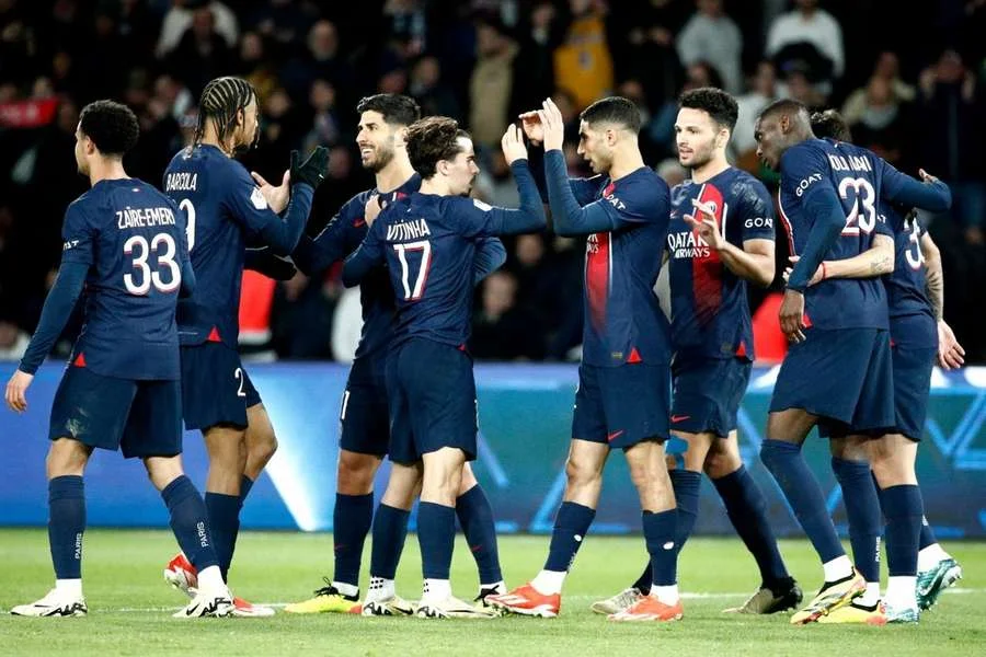 Paris Saint-Germain win third-straight Ligue 1 title after Monaco lose