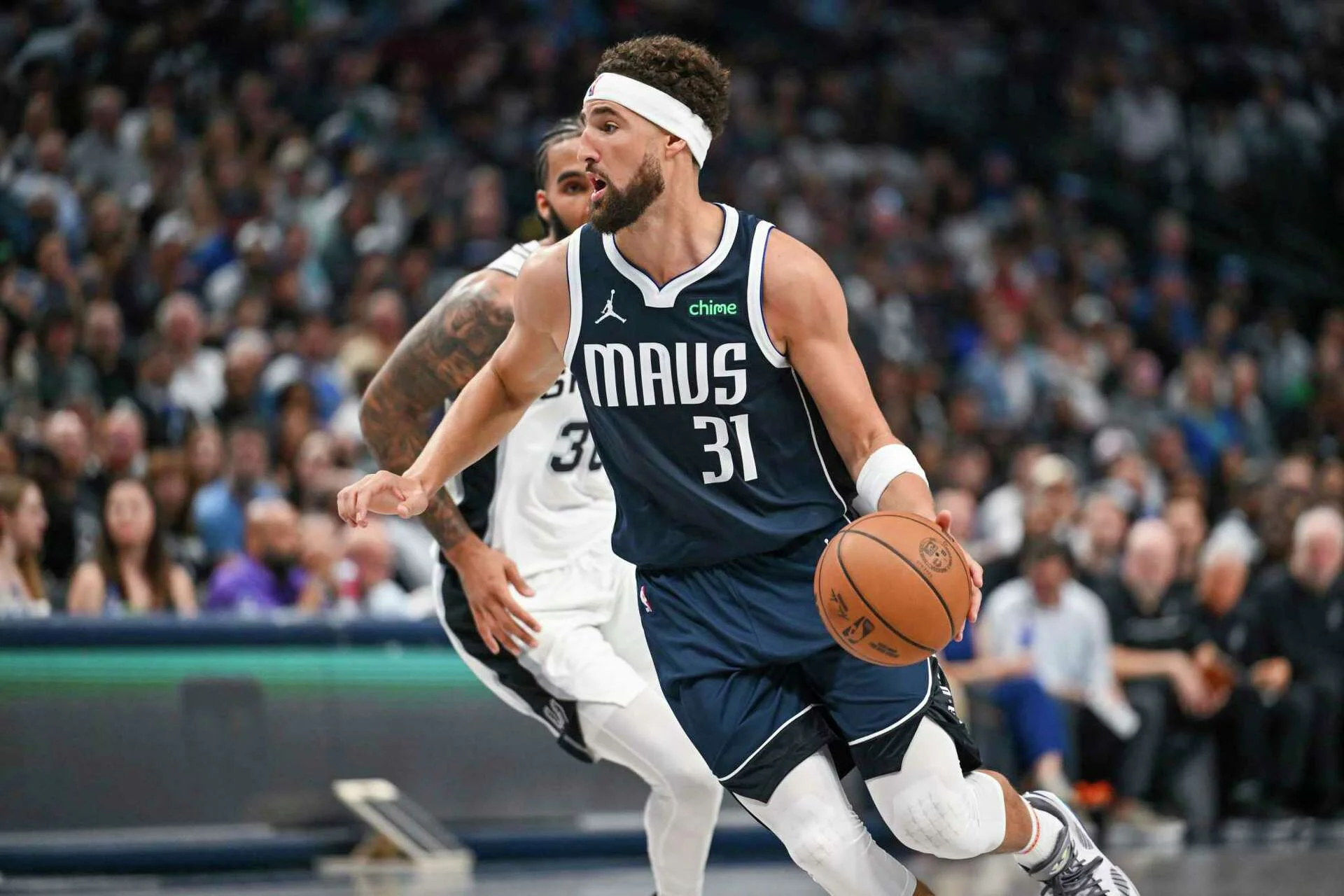 Klay Thompson shines in Mavs debut