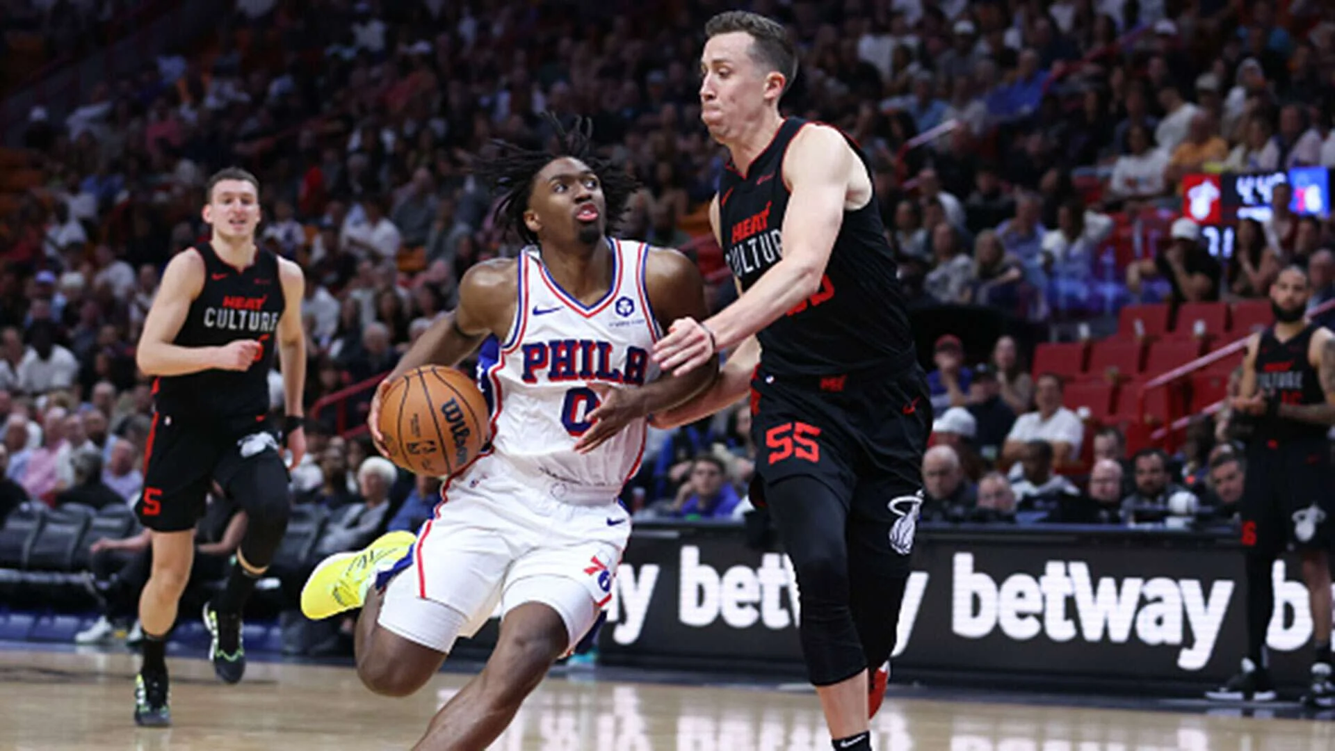 NBA roundup: Sixers and Warriors boost play-off hopes with key wins