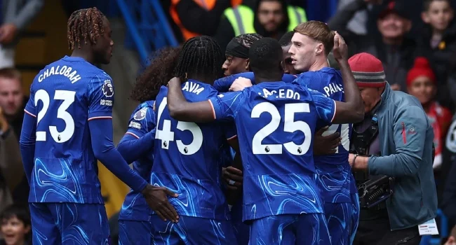 Chelsea shock Champions Liverpool with 3-1 win to keep top-five dream alive