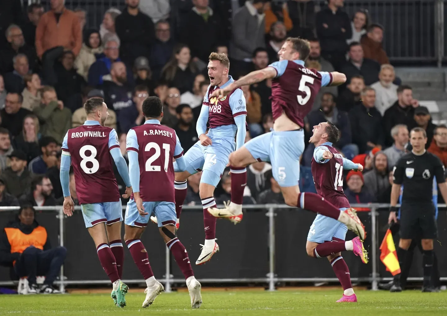 Burnley Secures First Premier League Win of the Season Against Luton