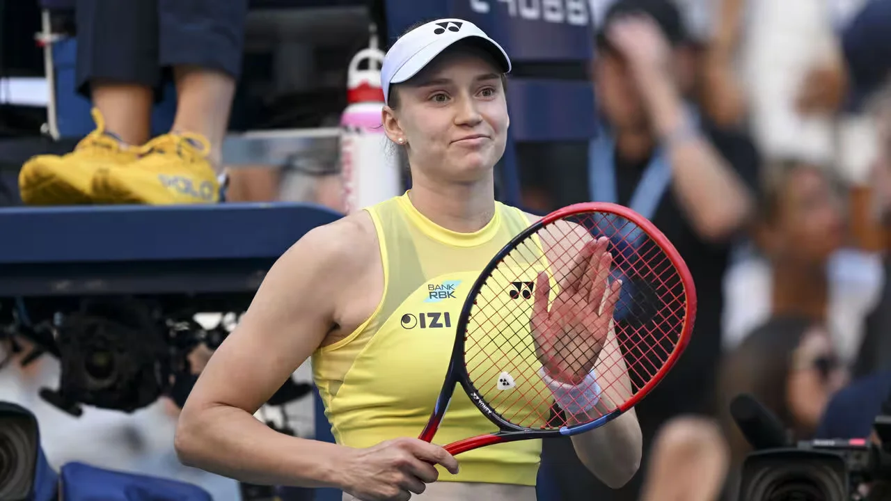 Rybakina beats Osaka to reach US Open quarter-finals, closes in on World No. 1