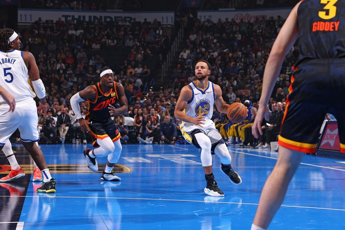 Stephen Curry leads the Golden State Warriors to a thrilling victory over the Oklahoma City Thunder.