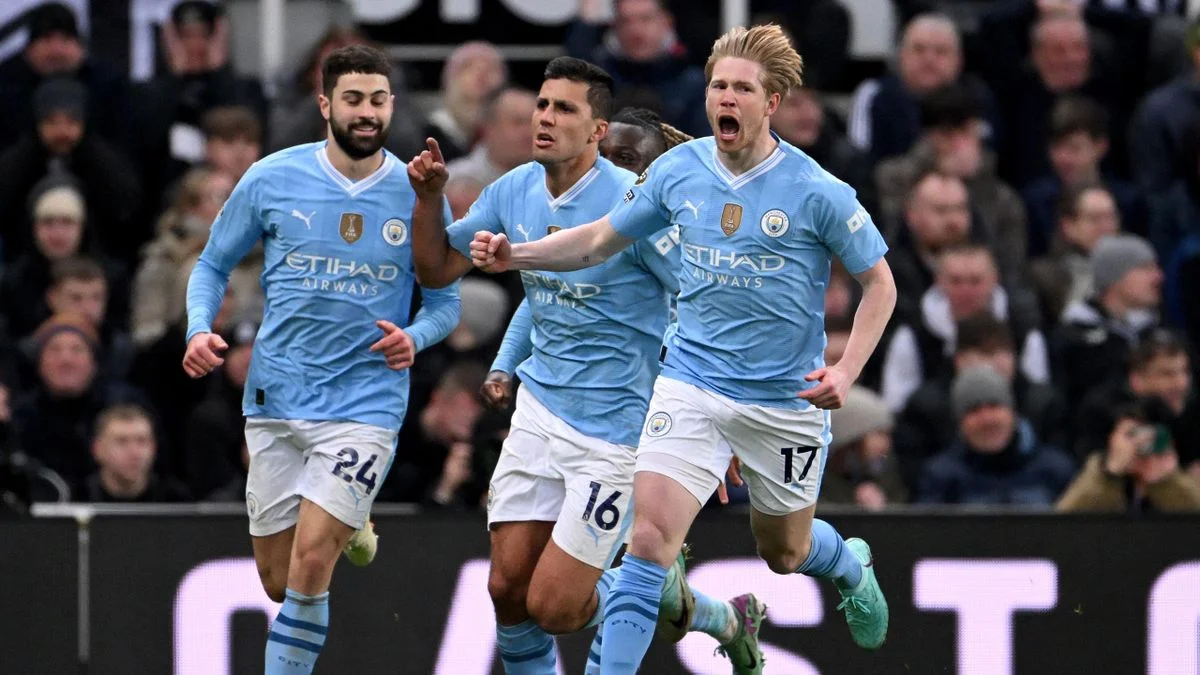 Newcastle 2-3 Manchester City: De Bruyne leads Citizens to dramatic comeback win