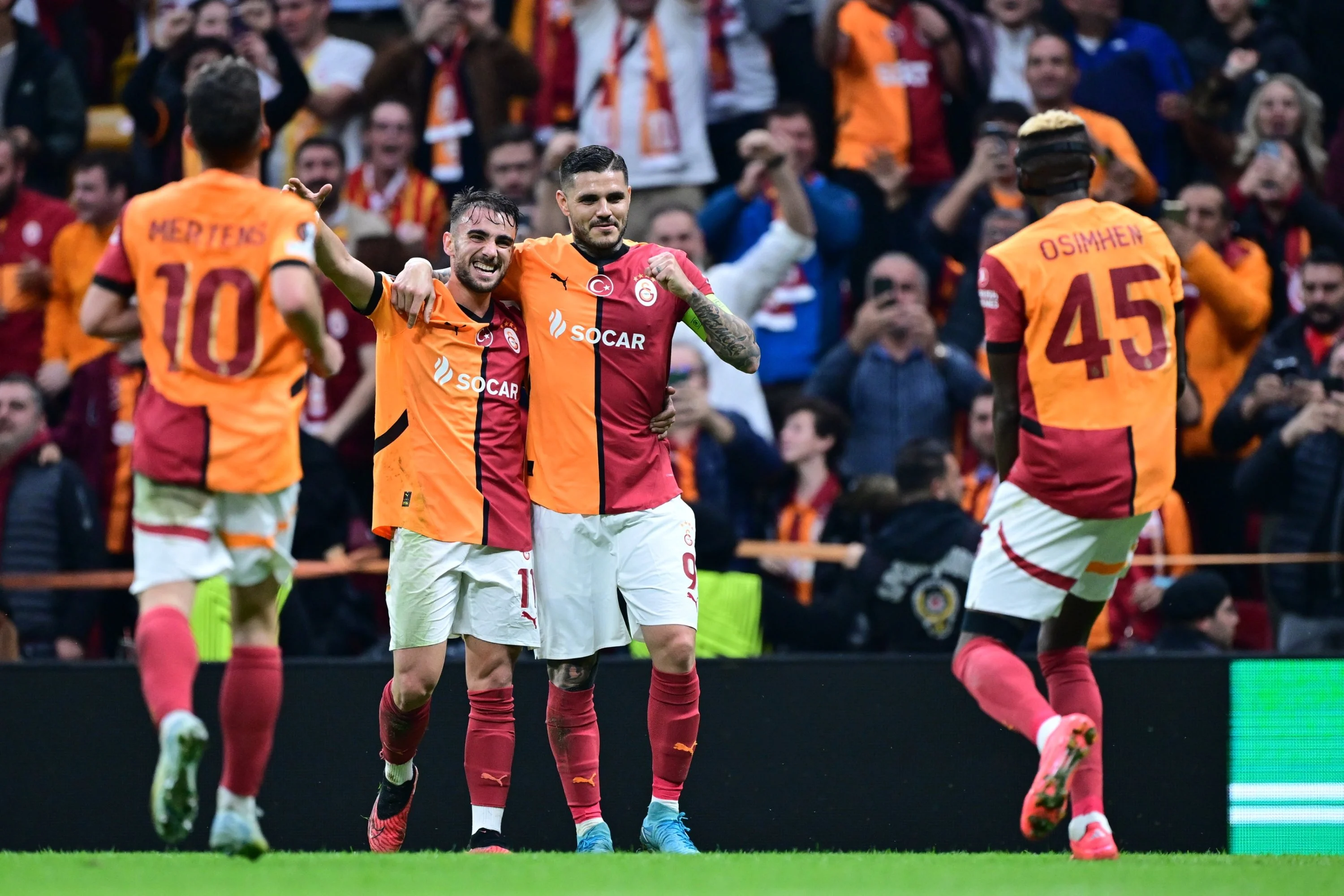 Galatasaray 4-3 Elfsborg: Galatasary hold off Elfsborg fightback to win seven-goal thriller