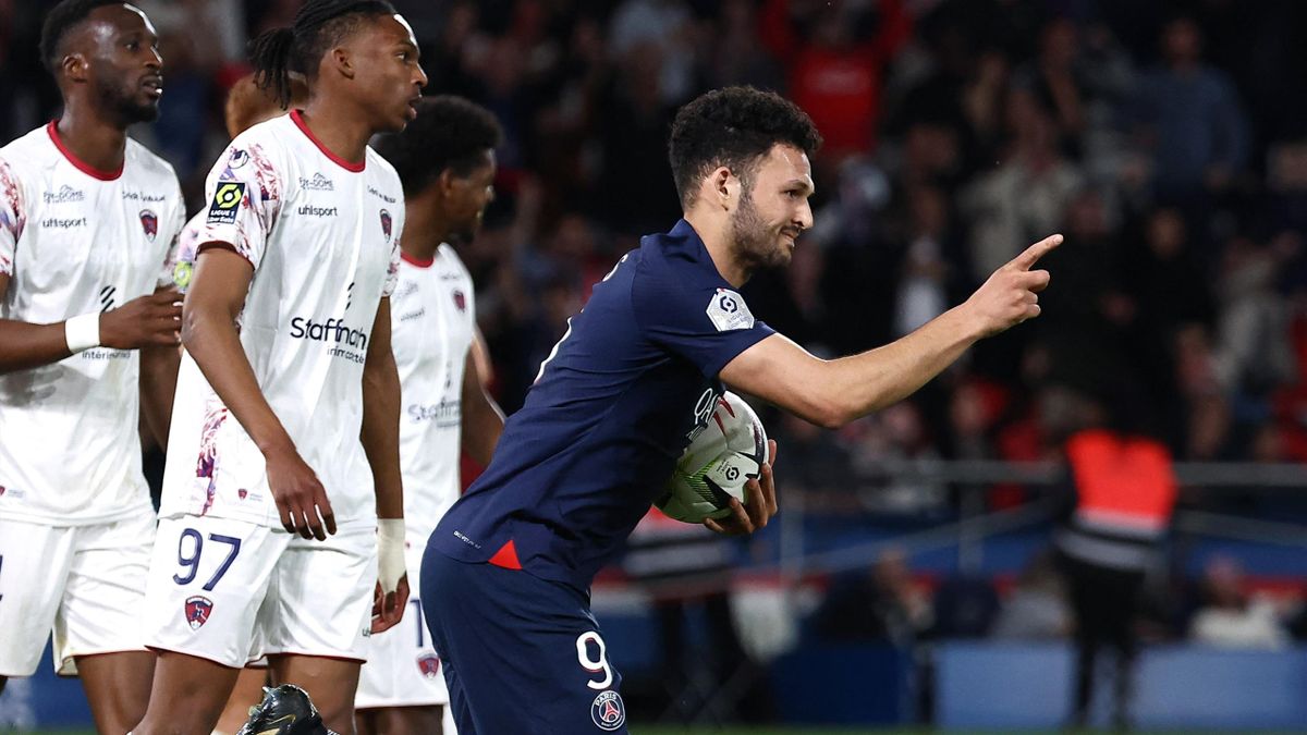 Paris Saint-Germain 1-1 Clermont: Late Ramos strike rescues point for league leaders against bottom side