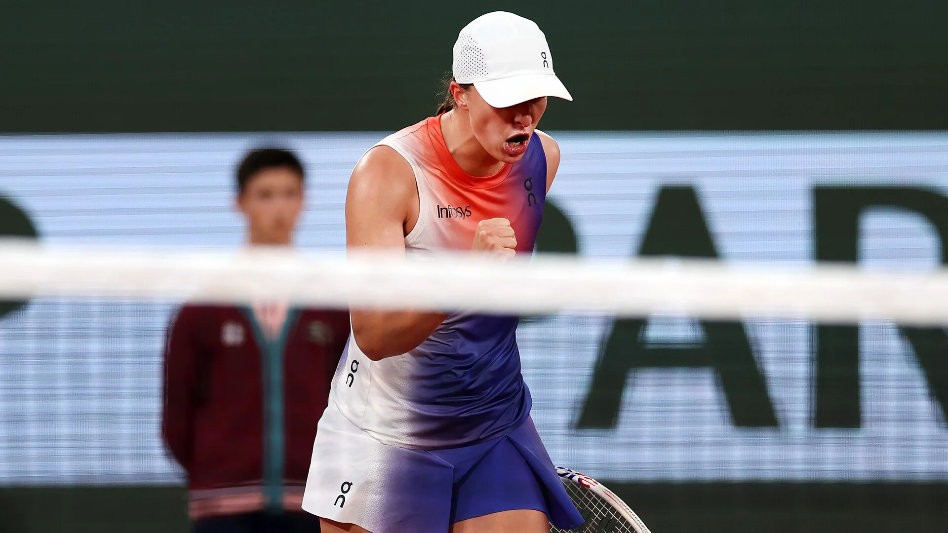 Swiatek, Alcaraz cruise through while Rublev falls at French Open