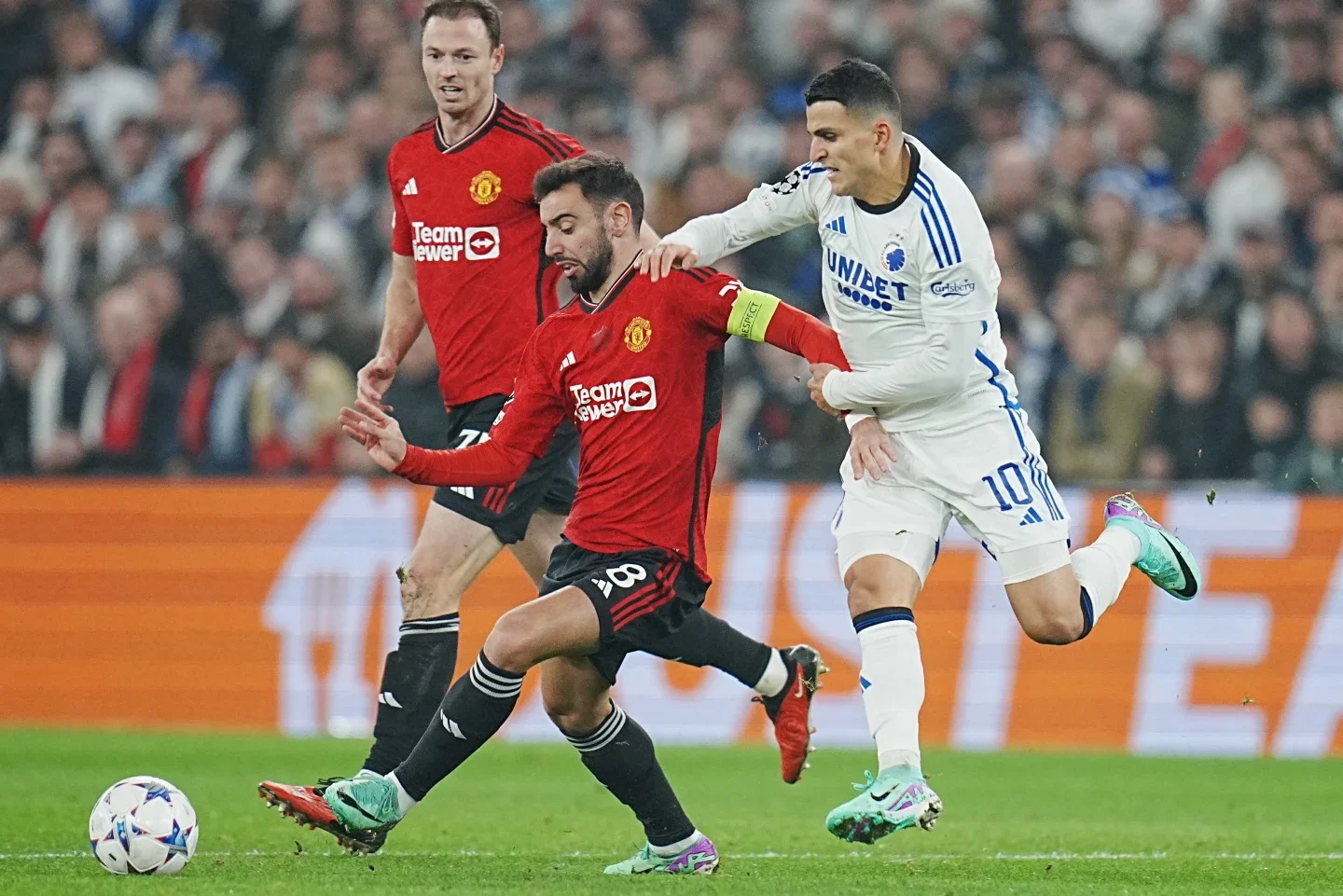 Manchester United Falls to FC Copenhagen in Stunning 4-3 Defeat