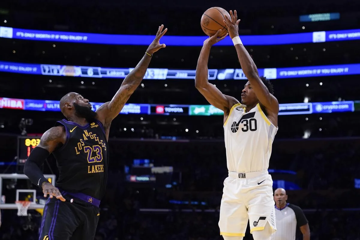 LeBron James scores 39,000th point, as the Los Angeles Lakers defeat the Utah Jazz