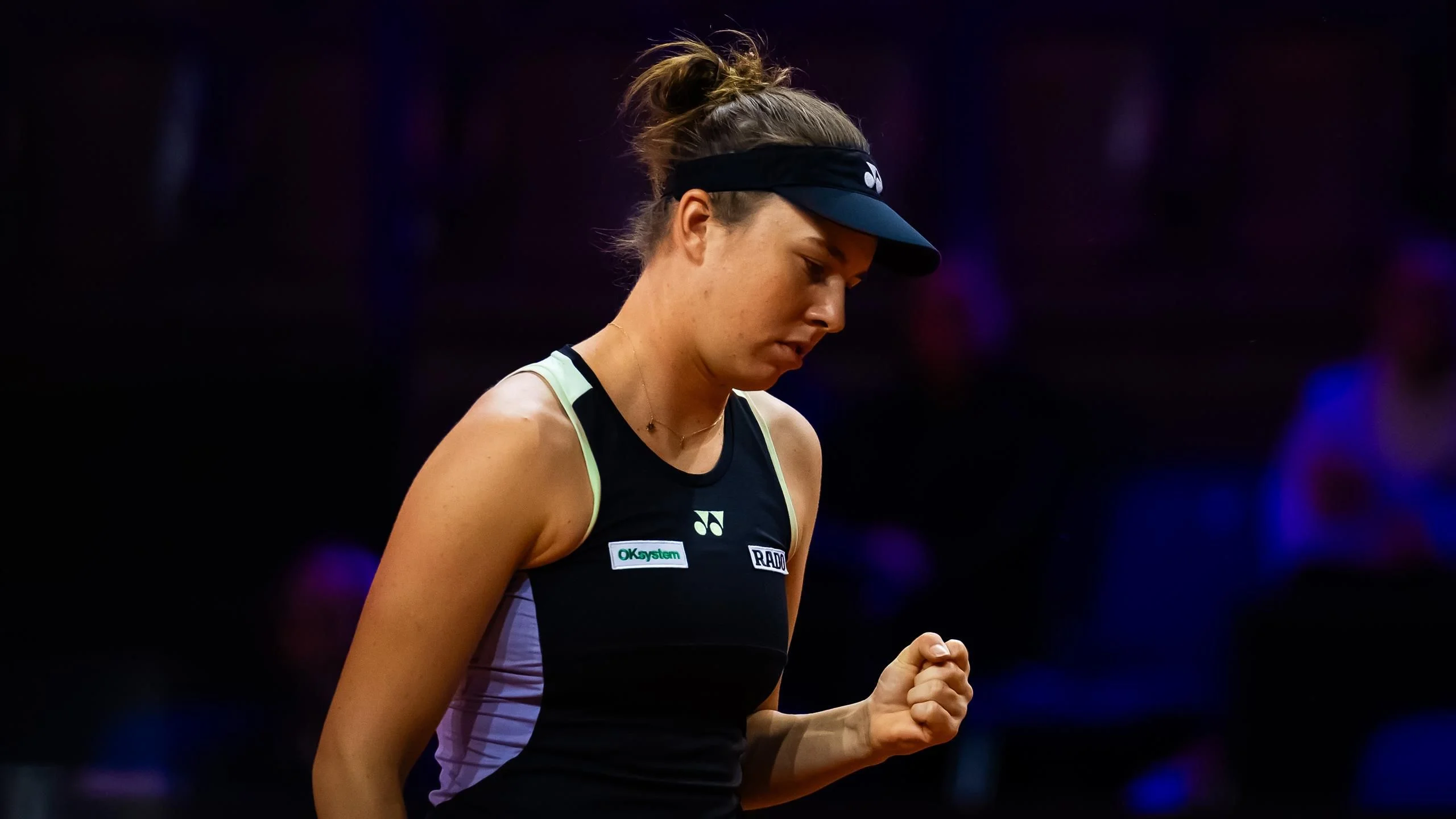 WTA roundup: Noskova upsets Ostapenko in Stuttgart, Garcia survives Cocciaretto challenge in Rouen