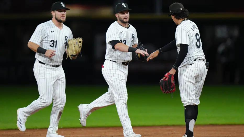 White Sox remain at 120 losses and tied with ’62 Mets, rallying past Angels 3-2