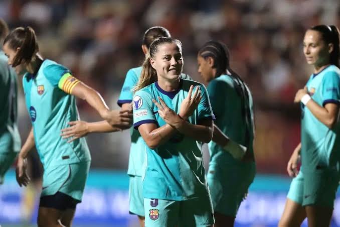 Graham Hansen and Pina braces as Barça beat Roma 6-0