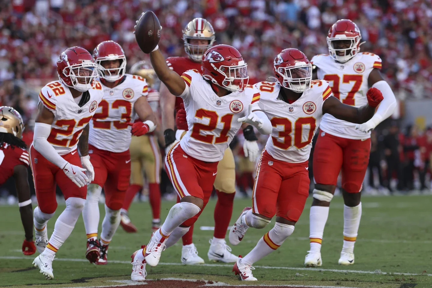 Patrick Mahomes and Chiefs remain unbeaten, defeating the 49ers 28-18 in Super Bowl rematch