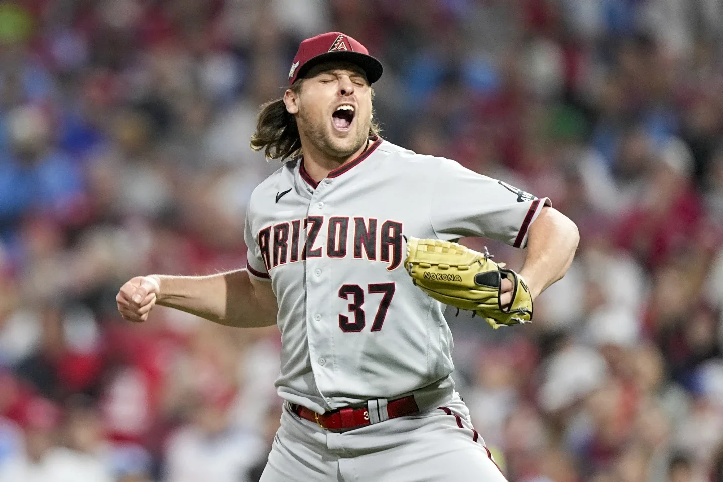 Diamondbacks Stun Phillies 4-2 to Reach First World Series in 22 Years