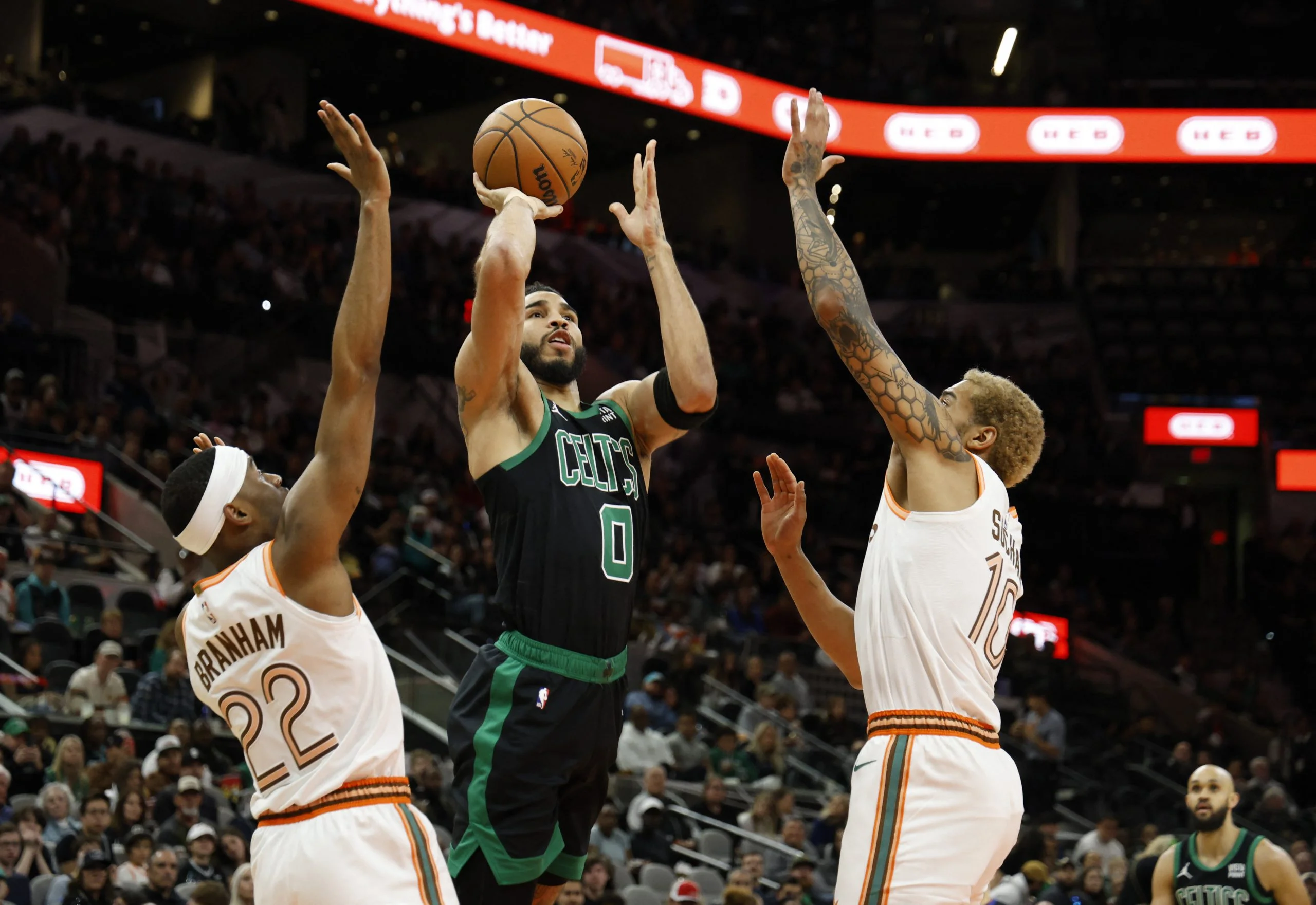NBA roundup: Celtics rout Wembanyama's Spurs for sixth win in a row