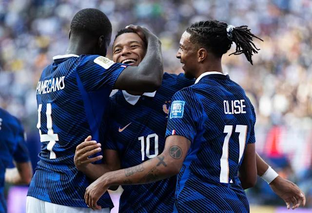 France 1-0 Paraguay: Mbappé penalty secures quarter-final spot