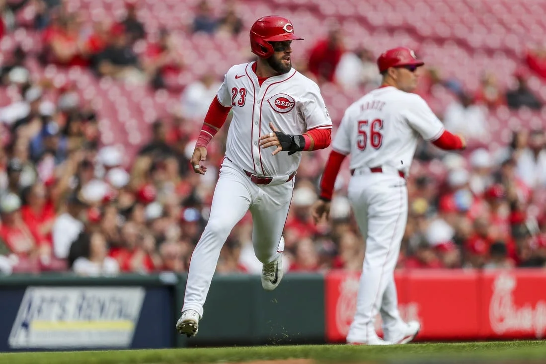 MLB roundup: Back-to-back HRs in 9th send Reds past Nationals