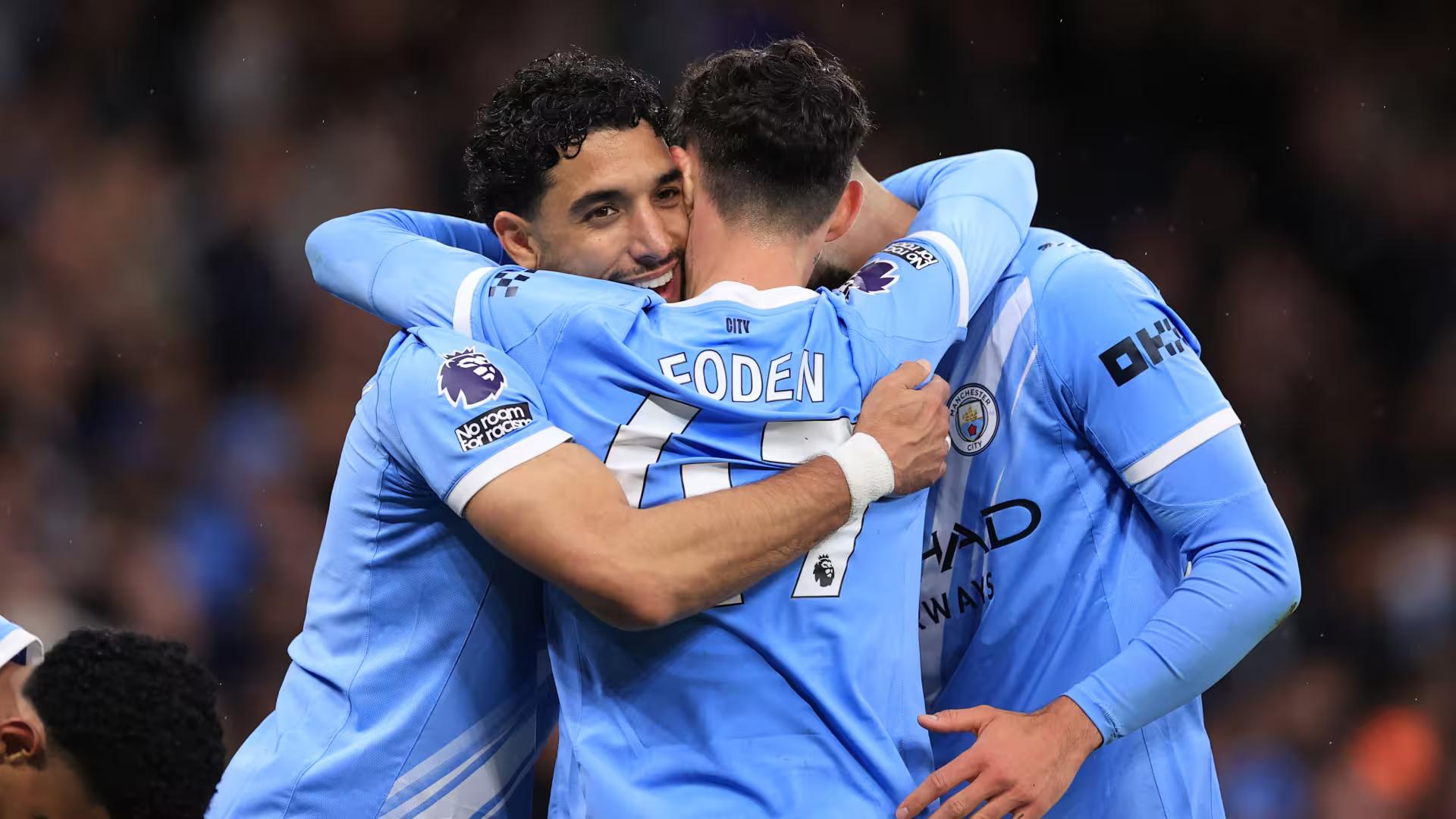 Man City 3-0 Crystal Palace: Foden stars as title race goes on