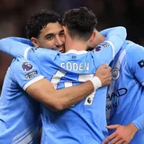 Man City 3-0 Crystal Palace: Foden stars as title race goes on