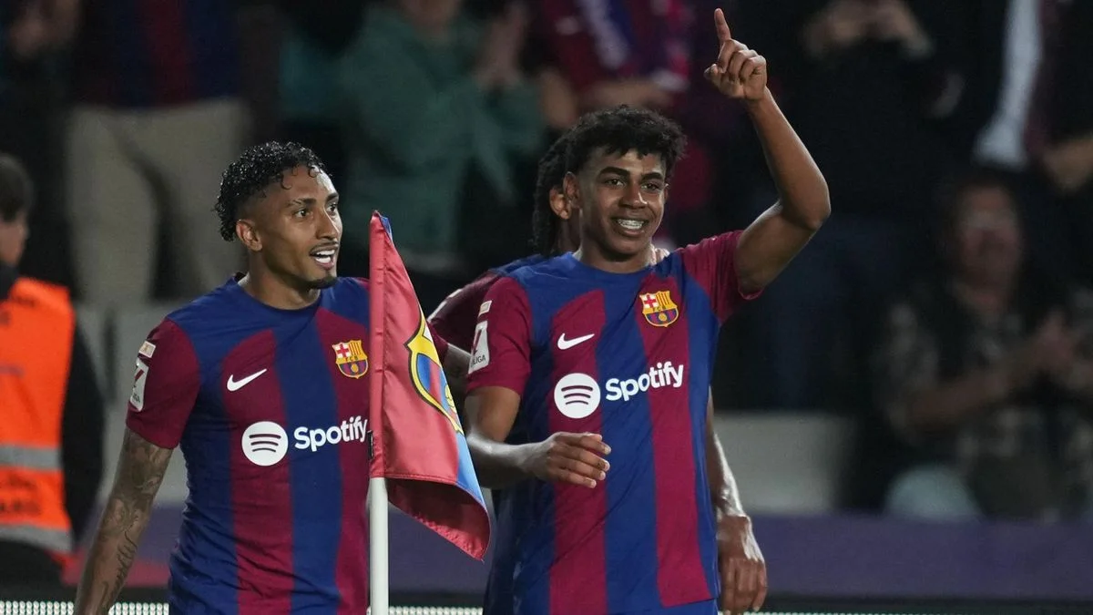 Barcelona 2-0 Real Sociedad: Barca defeat visitors to reclaim second spot