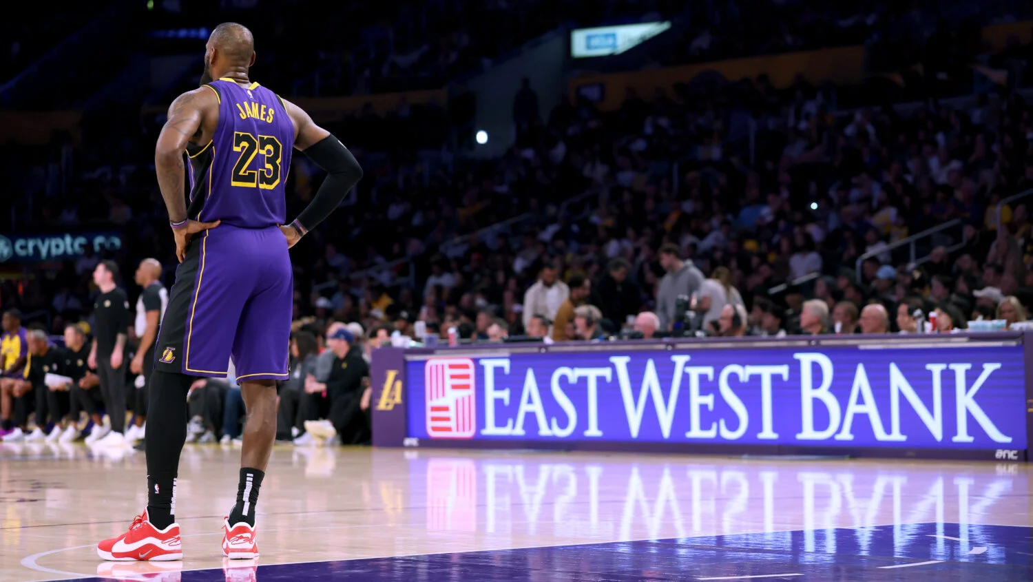 Lakers and Clippers to play at home on Monday despite ongoing LA fire outbreak