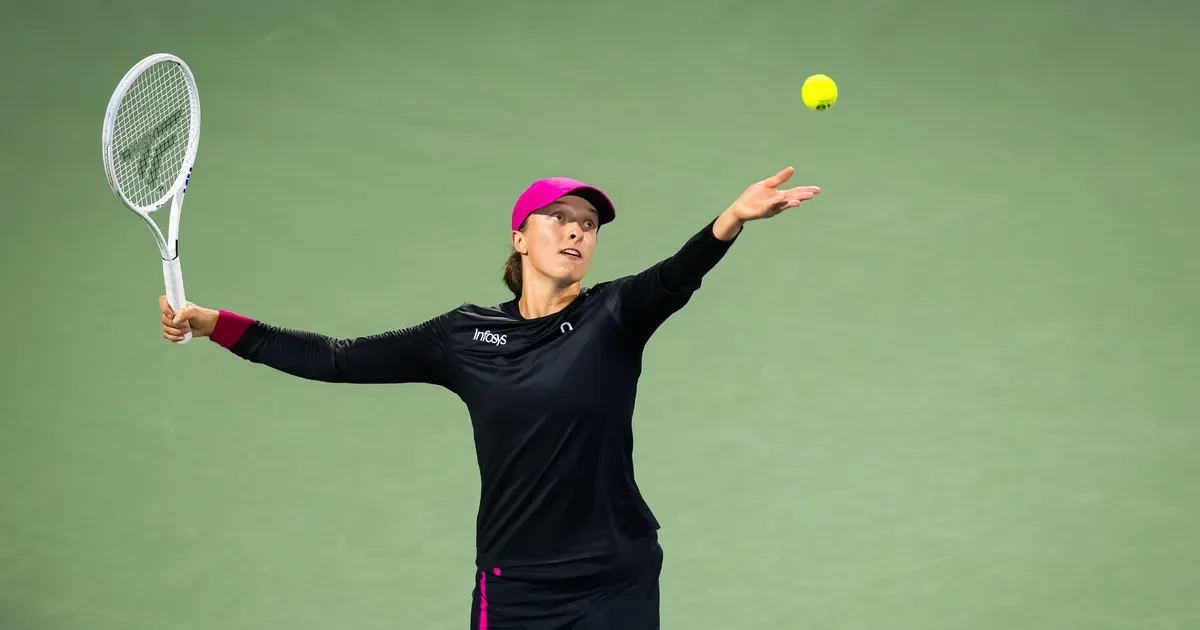 Swiatek eases past Svitolina to advance to Dubai quarter-finals, Gauff survives Pliskova challenge